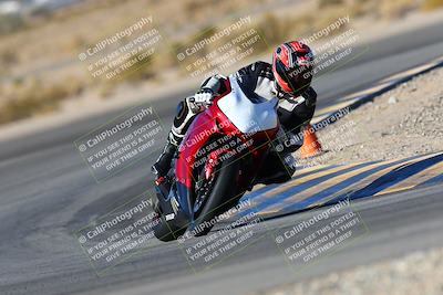 media/Jan-09-2022-SoCal Trackdays (Sun) [[2b1fec8404]]/Turn 11 (935am)/